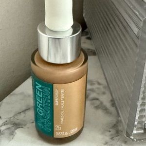 MAYBELLINE GREEN EDITION 25 TINTED OIL SUPERDROP